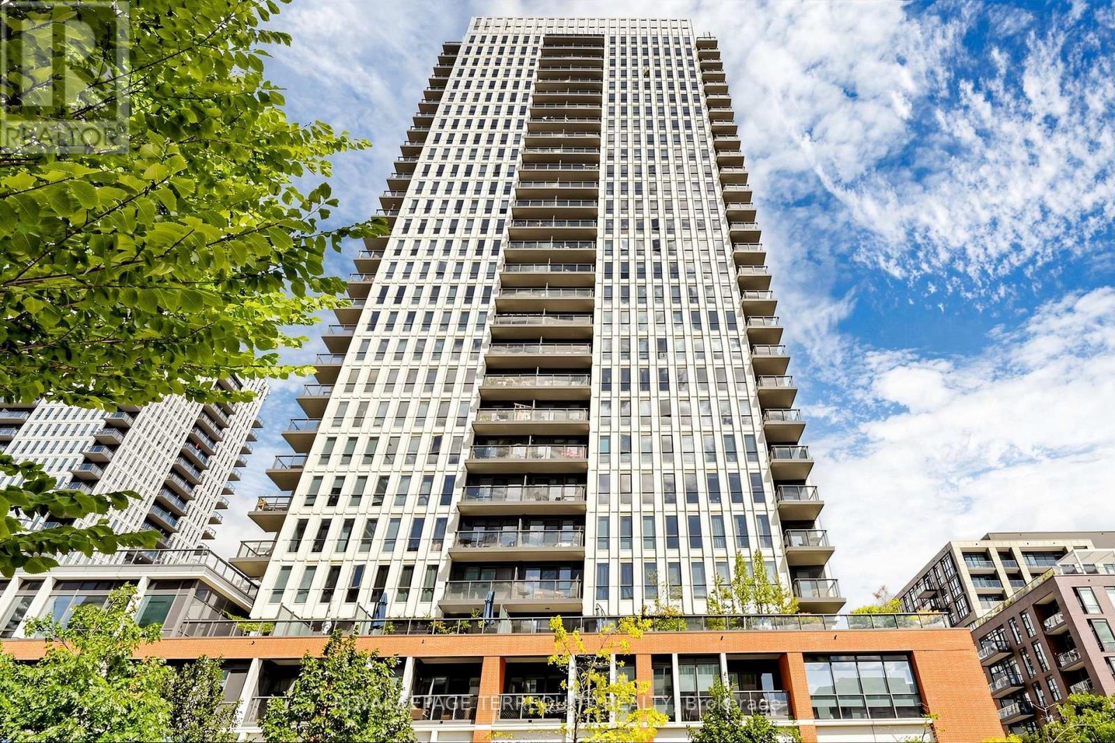 55 Regent Park Unit 415