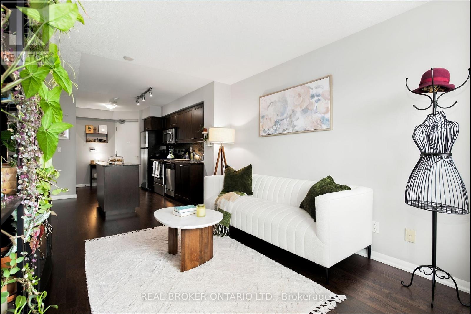 215 Fort York Unit 1312