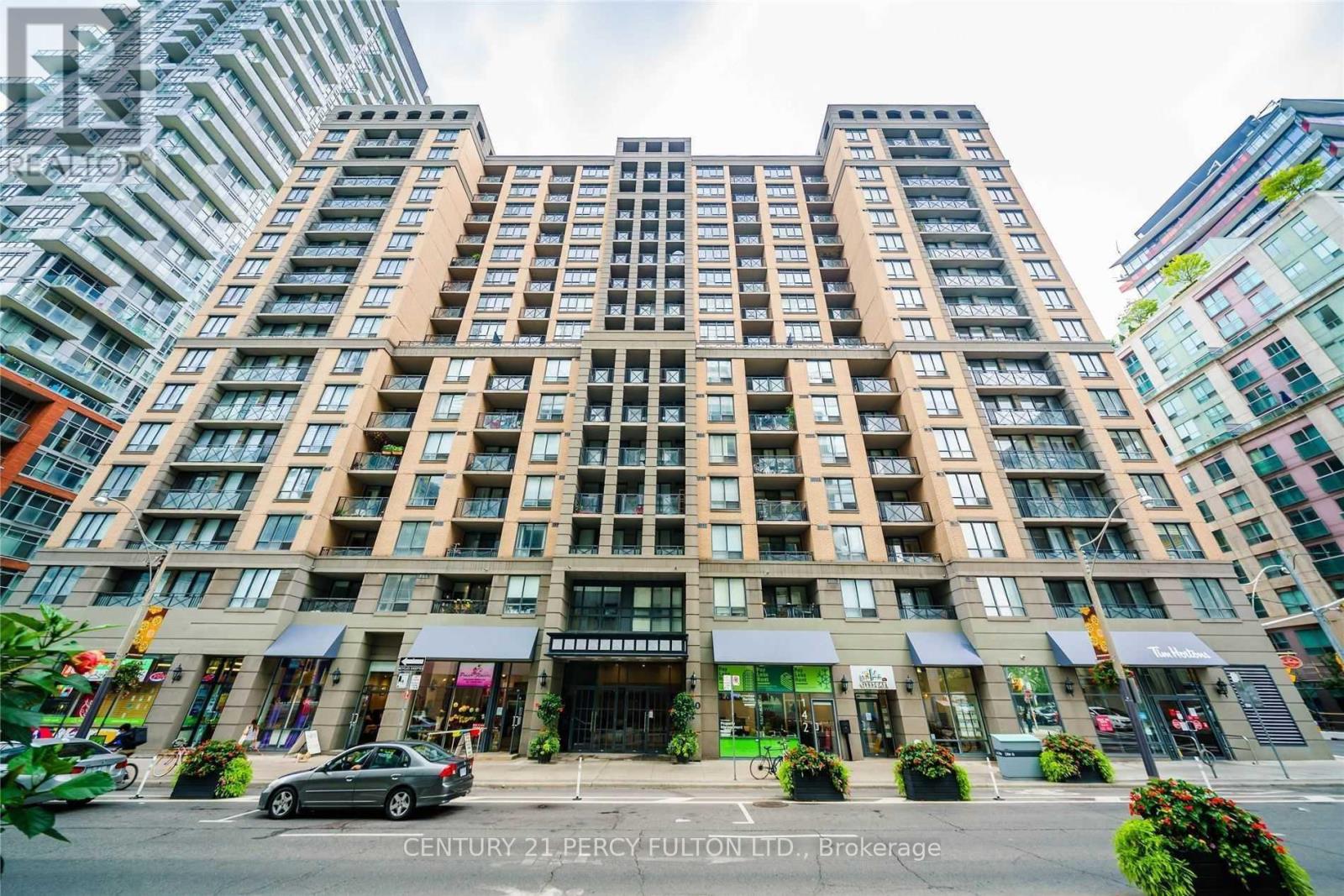 140 Simcoe Unit 809 photo 2