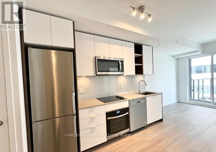543 Richmond Unit 933