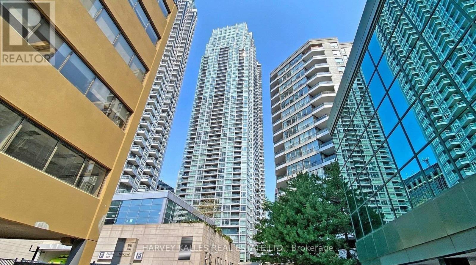 2191 Yonge Unit 504 photo 2