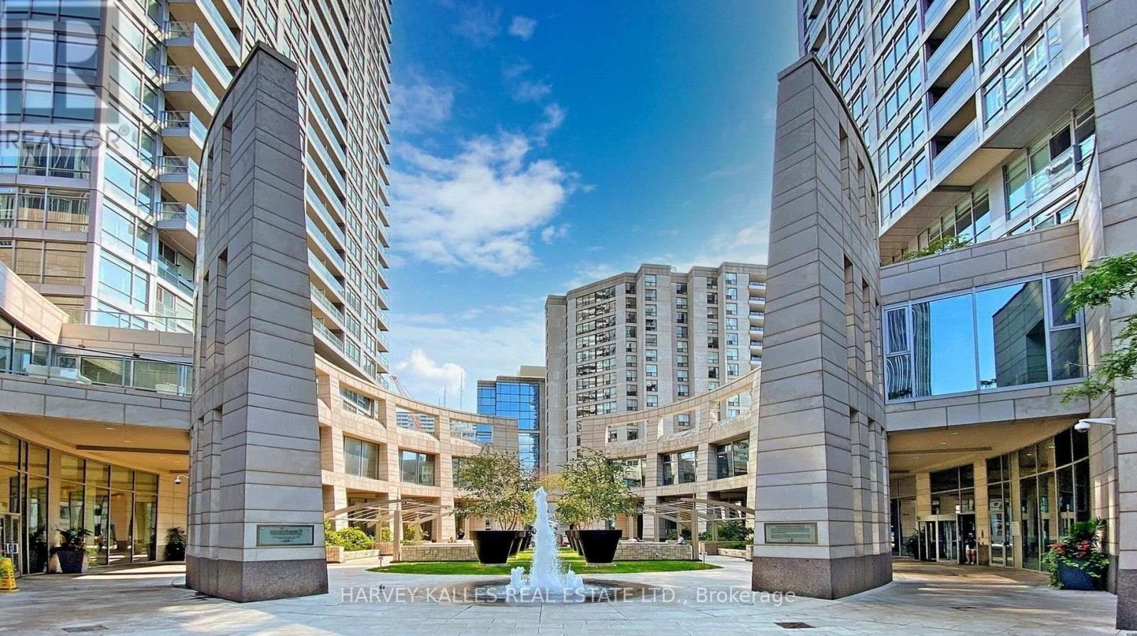 2191 Yonge Unit 504 photo 3