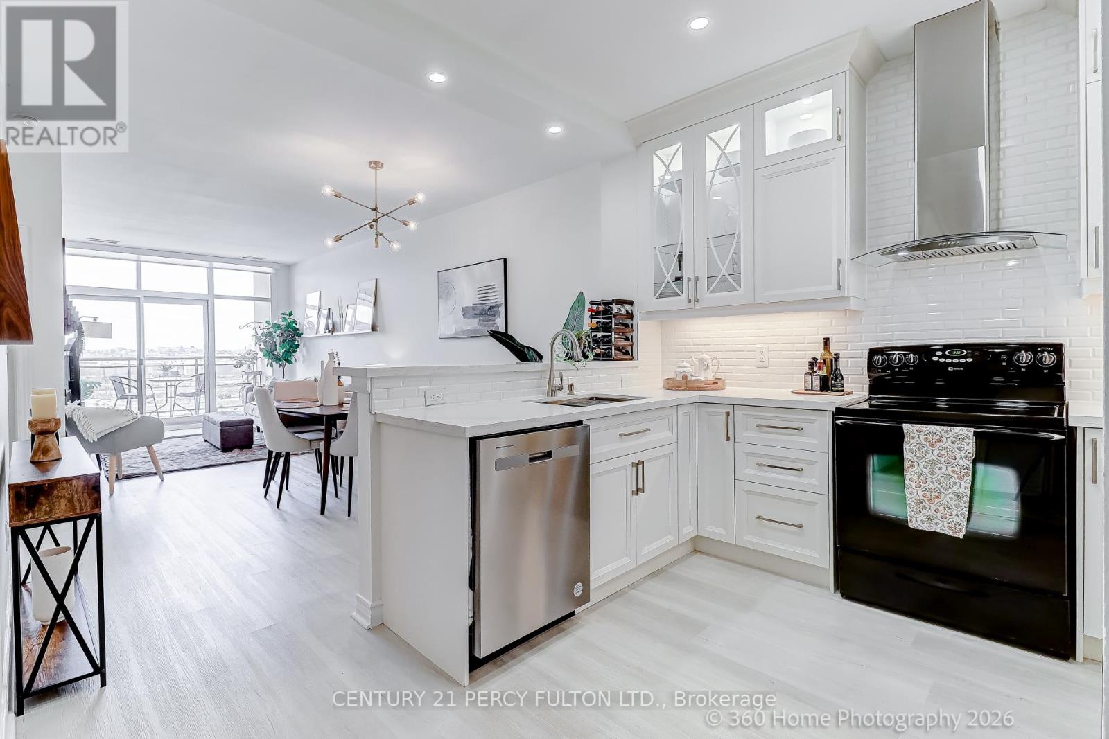 1 Leaside Park Unit 604