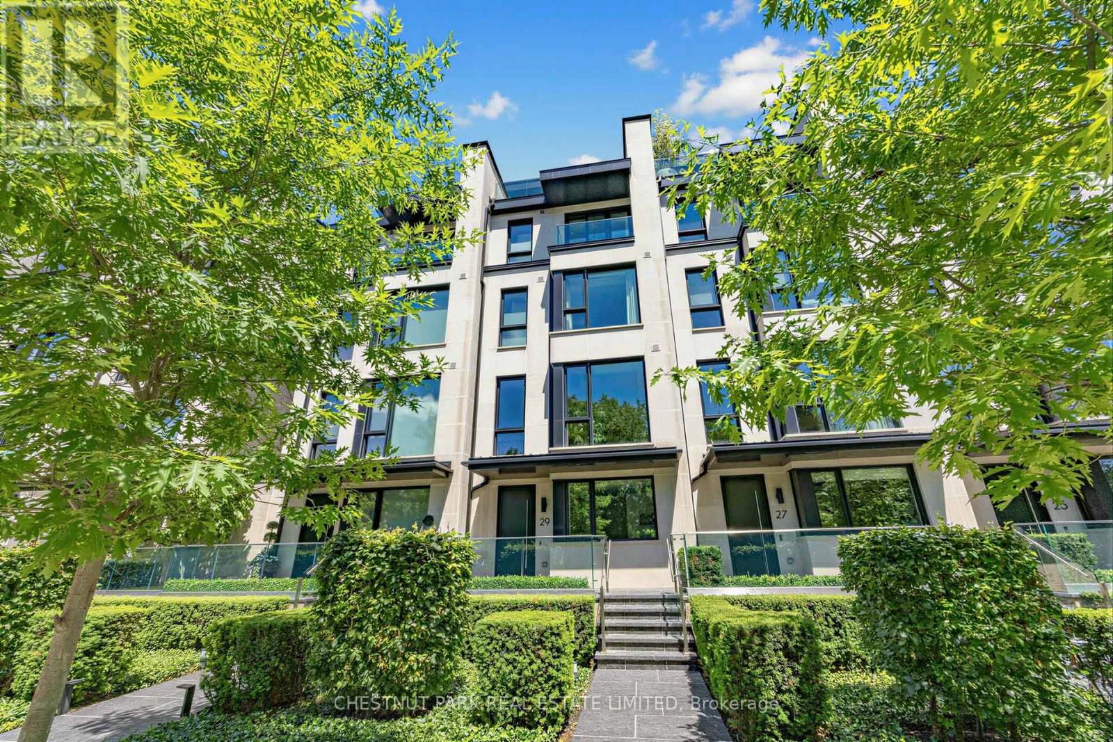 29 Oaklands