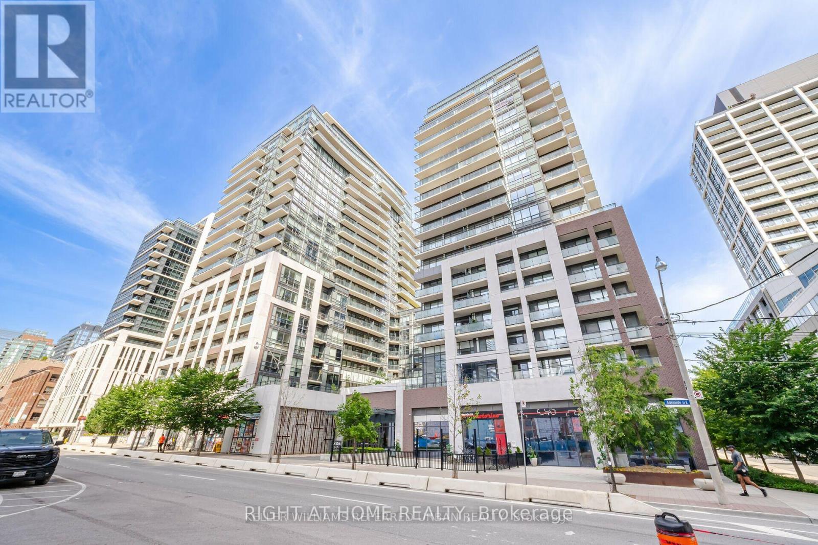 460 Adelaide Unit 632