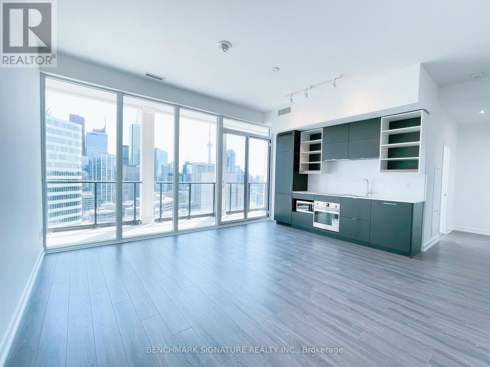 20 Edward Unit 2920