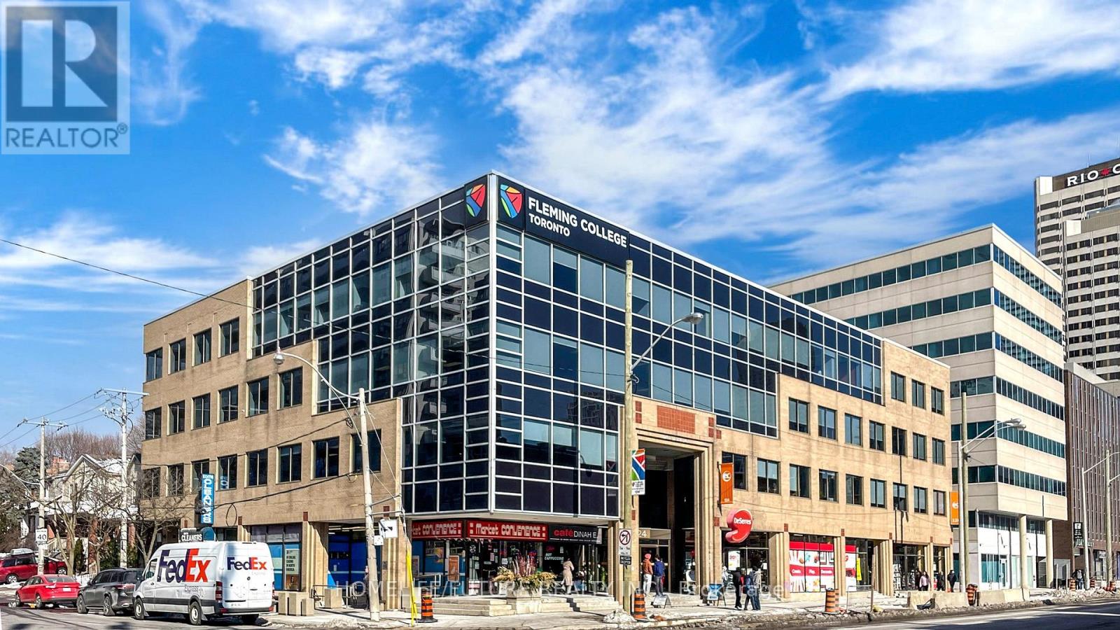 158 Eglinton Unit 11-14