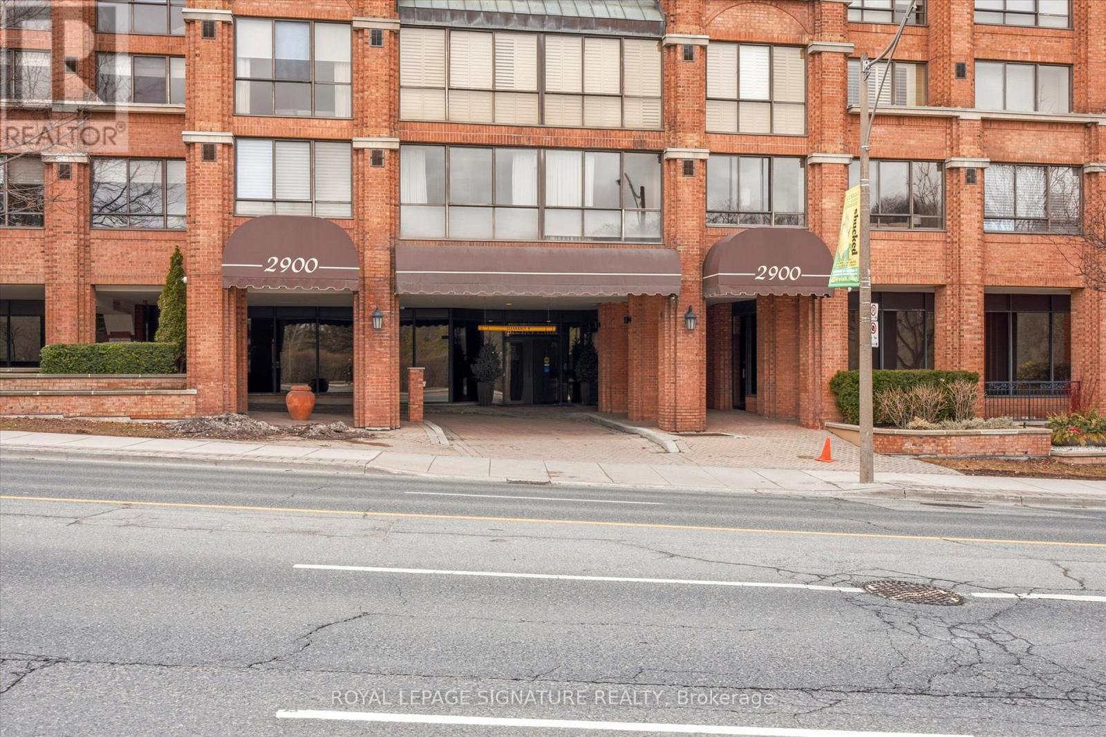 2900 Yonge Unit 101