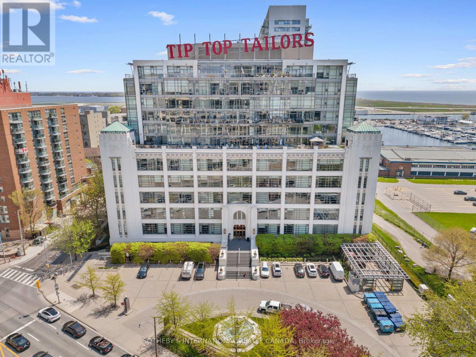 637 Lake Shore Unit 614