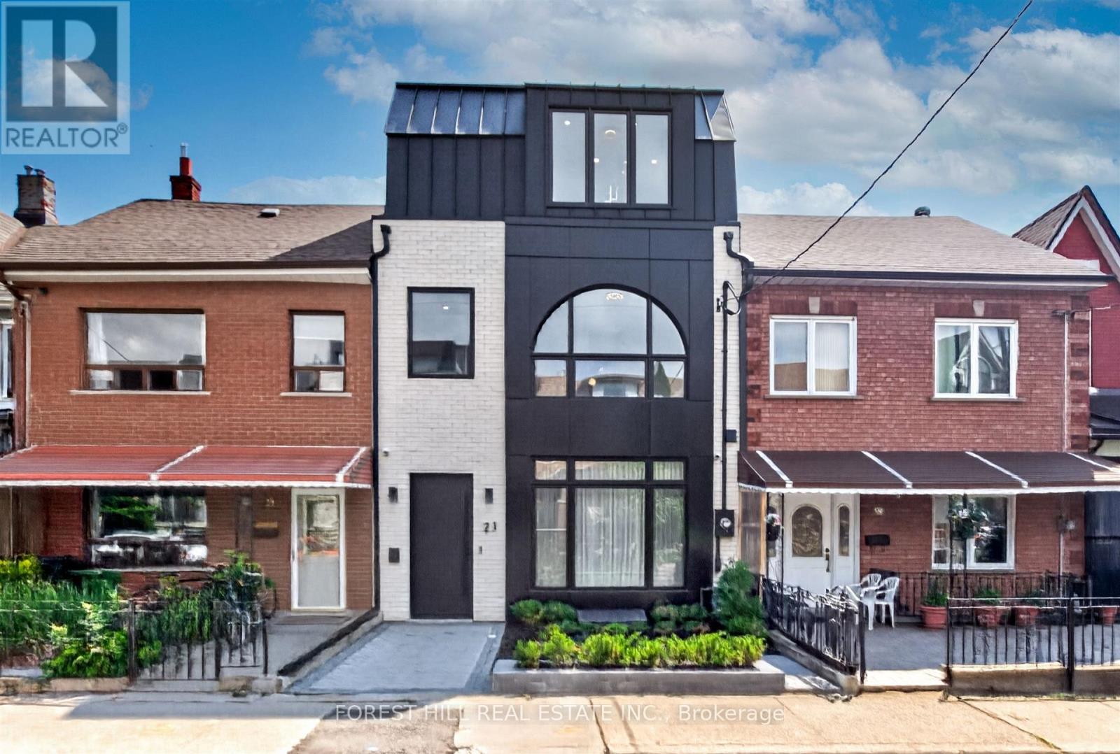 21 Foxley Street, Toronto, ON M6J 1P9, Stouffville
