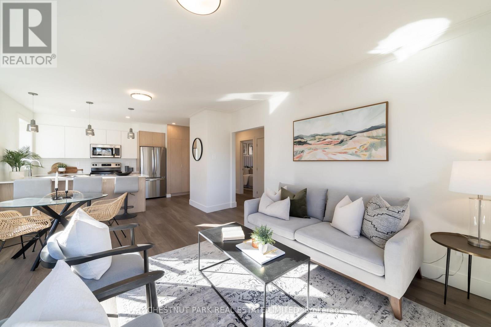 1476 Avenue Unit 2