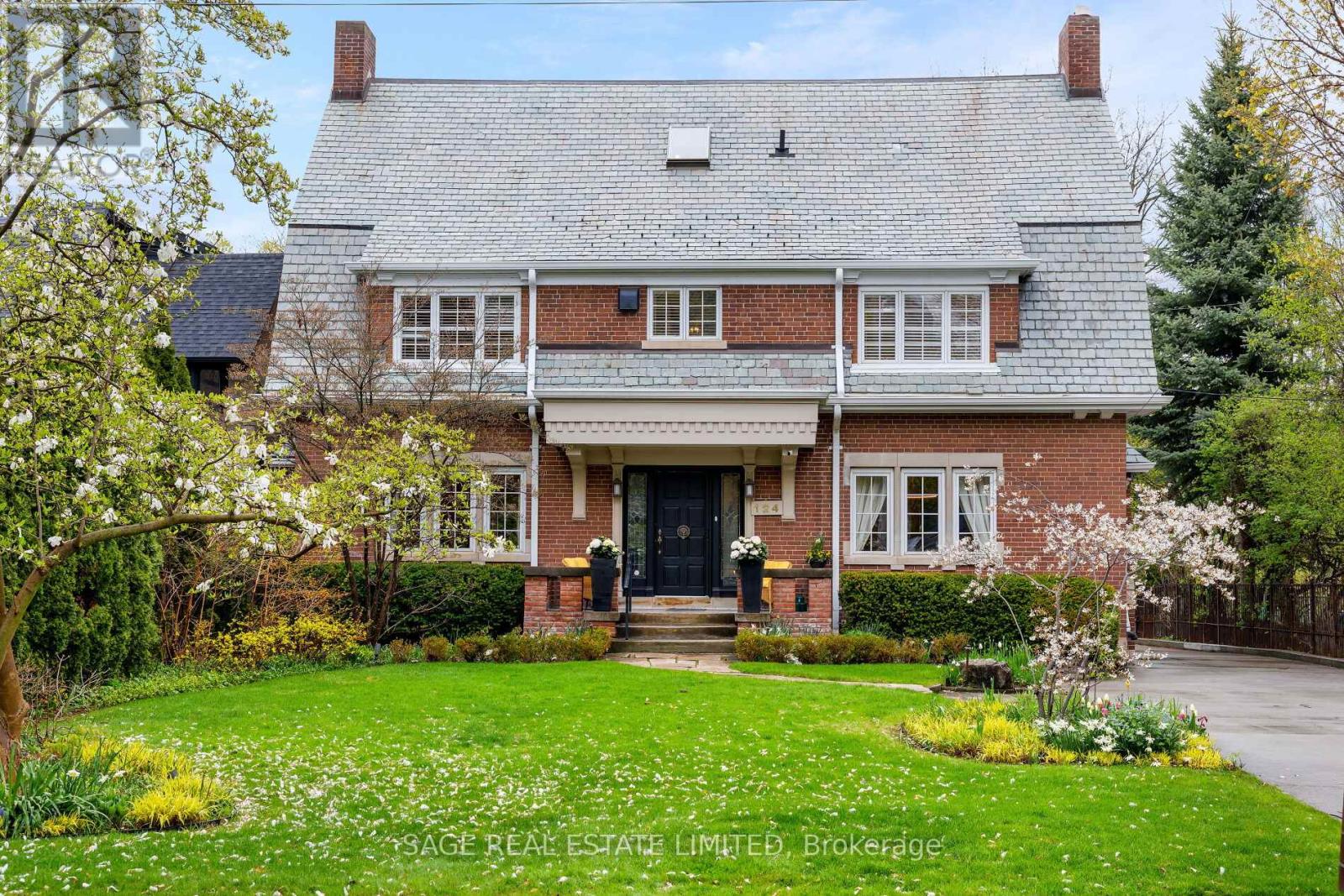 124 Blythwood