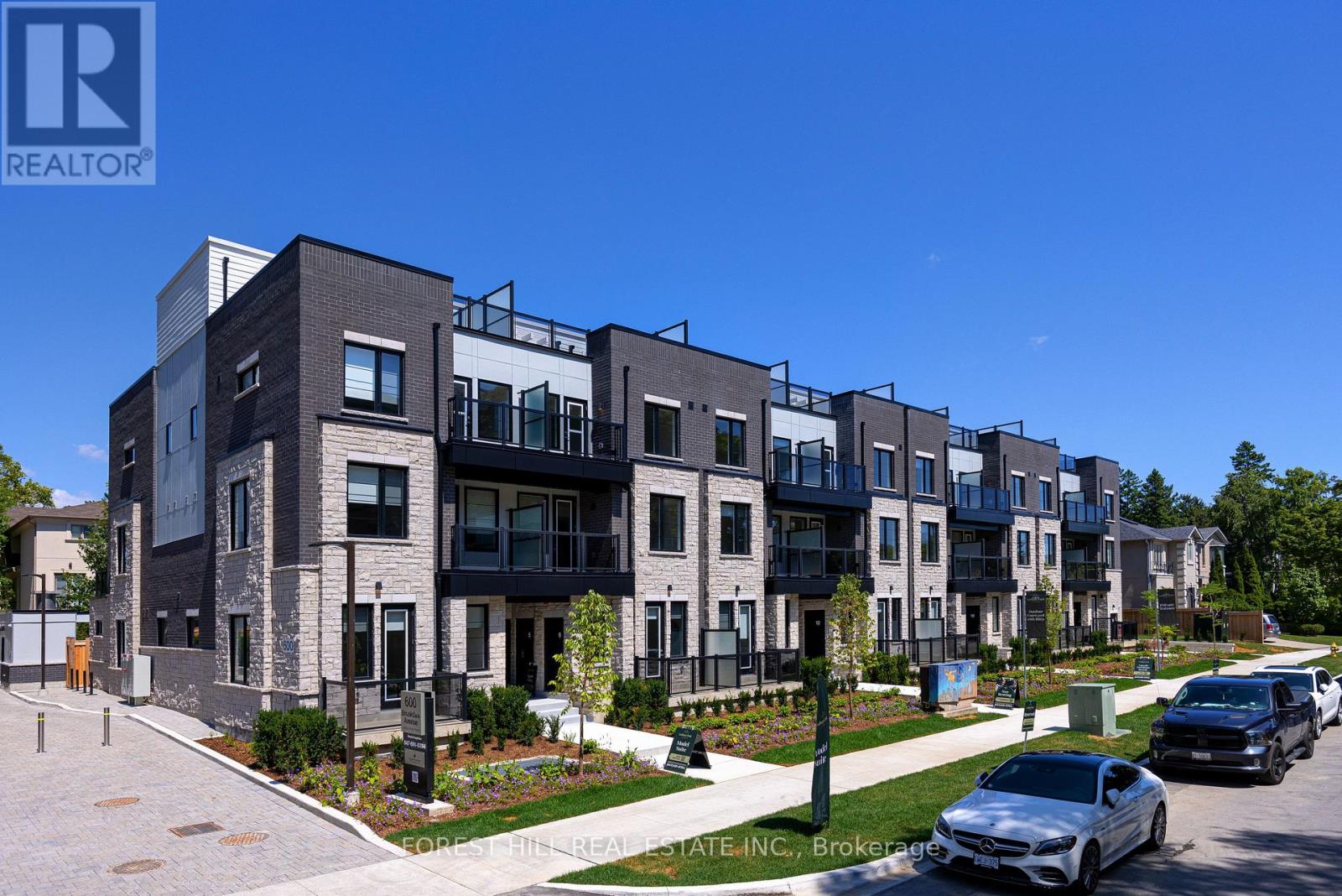600 Brookdale Unit 1 photo 2