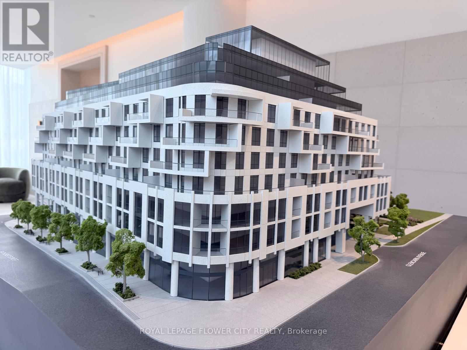 505 Glencairn Unit 301