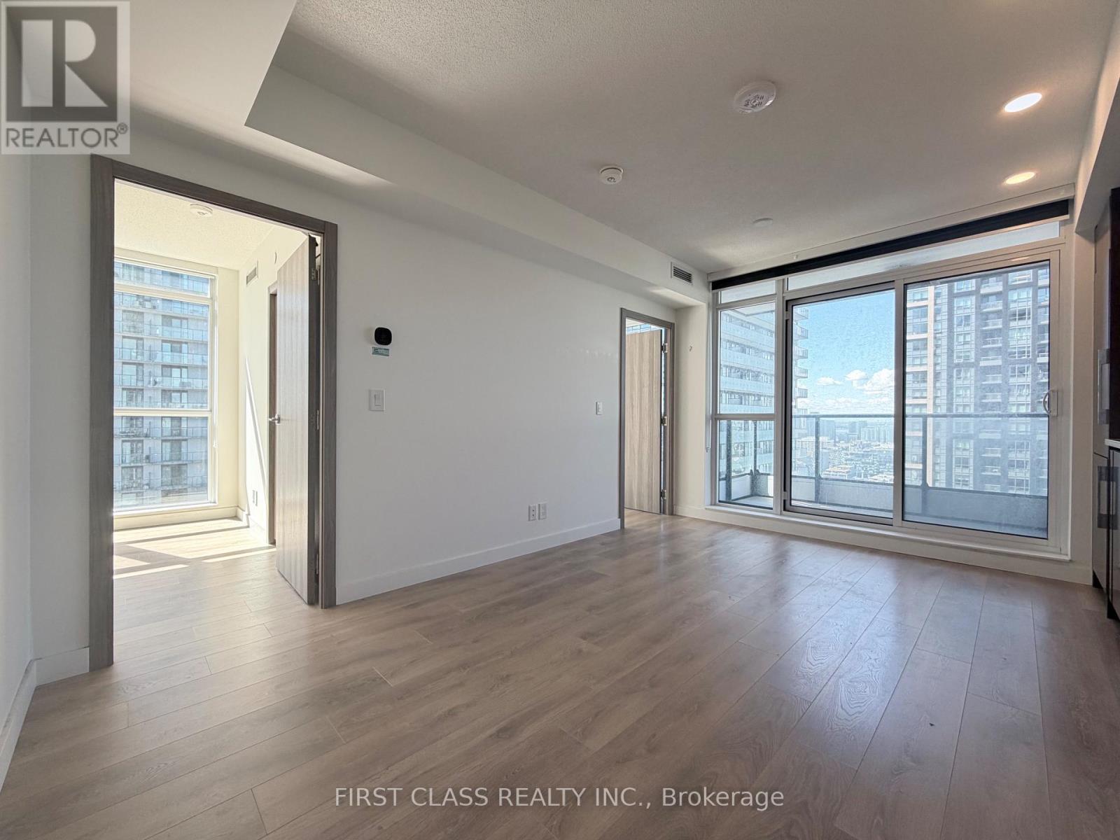 38 Widmer Unit 3907