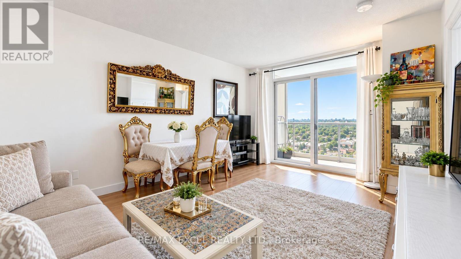 15 Greenview Unit 2510