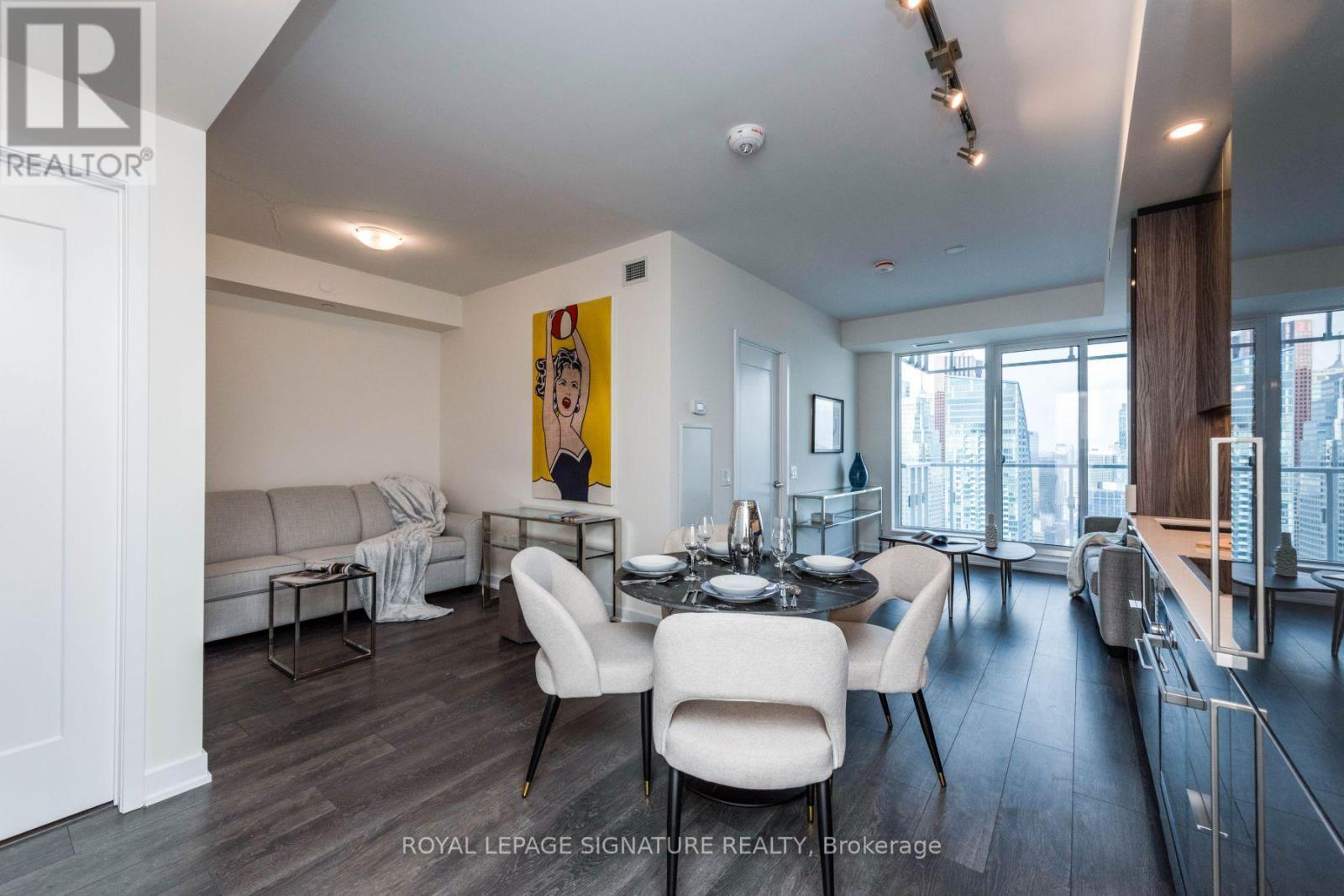 28 Freeland Unit 5306