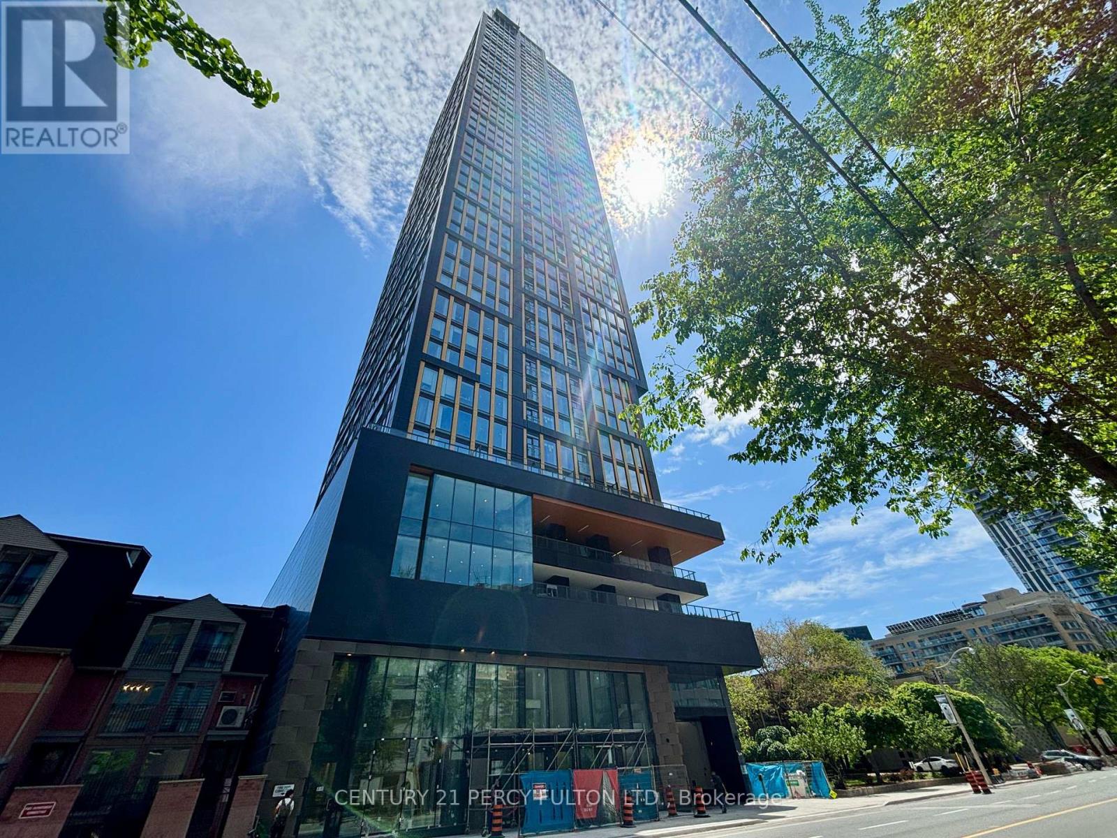 319 Jarvis Unit 1717