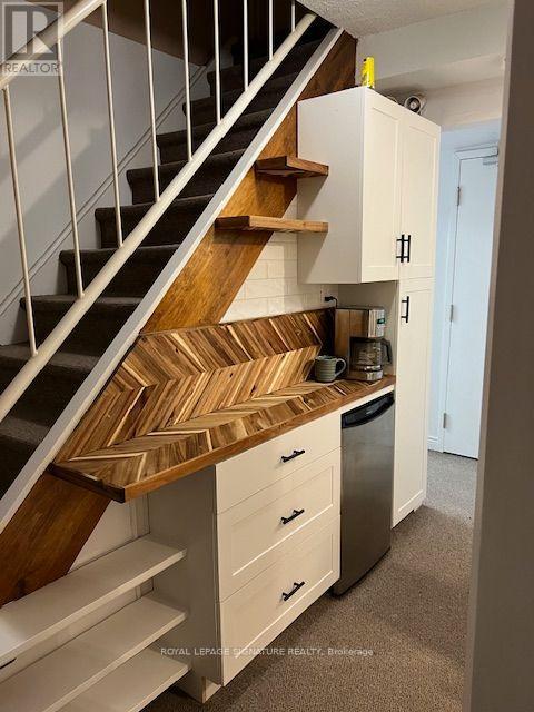 208 Carlton Unit Lower