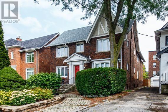 11 HIGHBOURNE Unit SECOND FL.