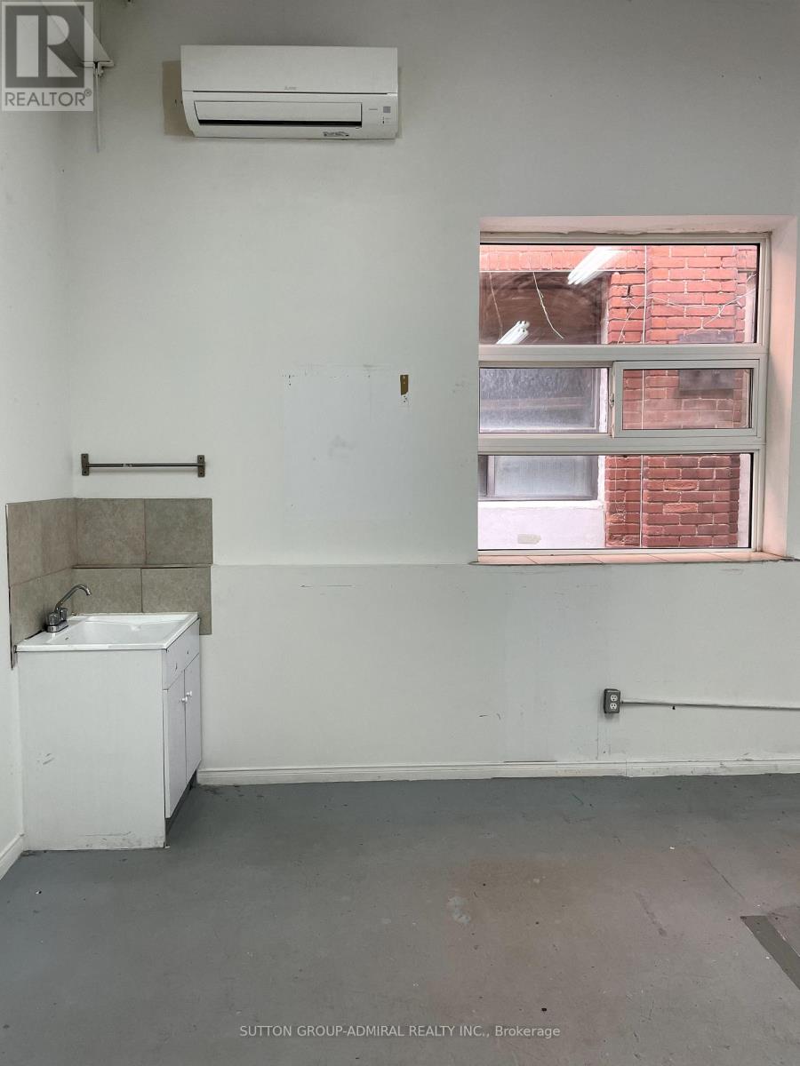 151 Sterling Unit Studio 1 photo 4