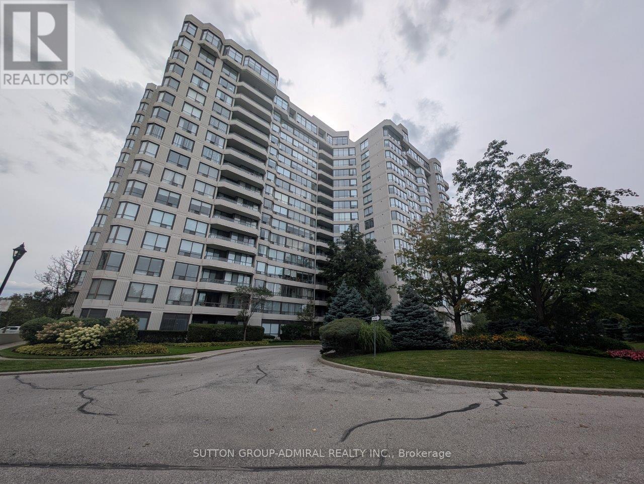 1131 Steeles Unit 1504