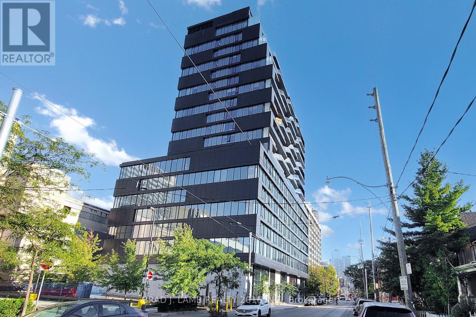 195 McCaul Unit 1011