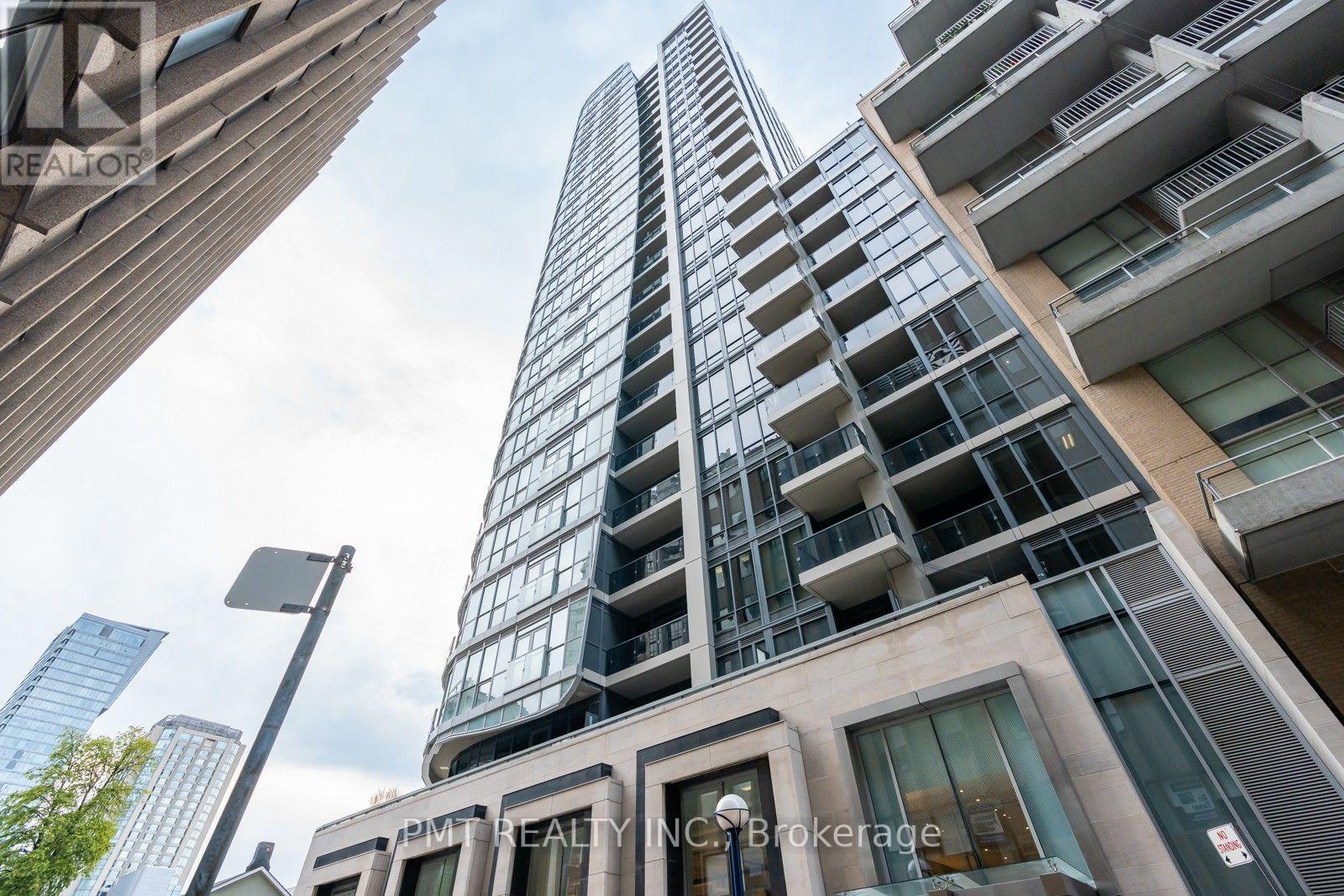 88 Cumberland Unit 706