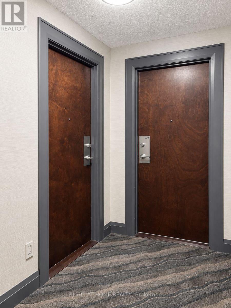 17 Barberry Unit 2214