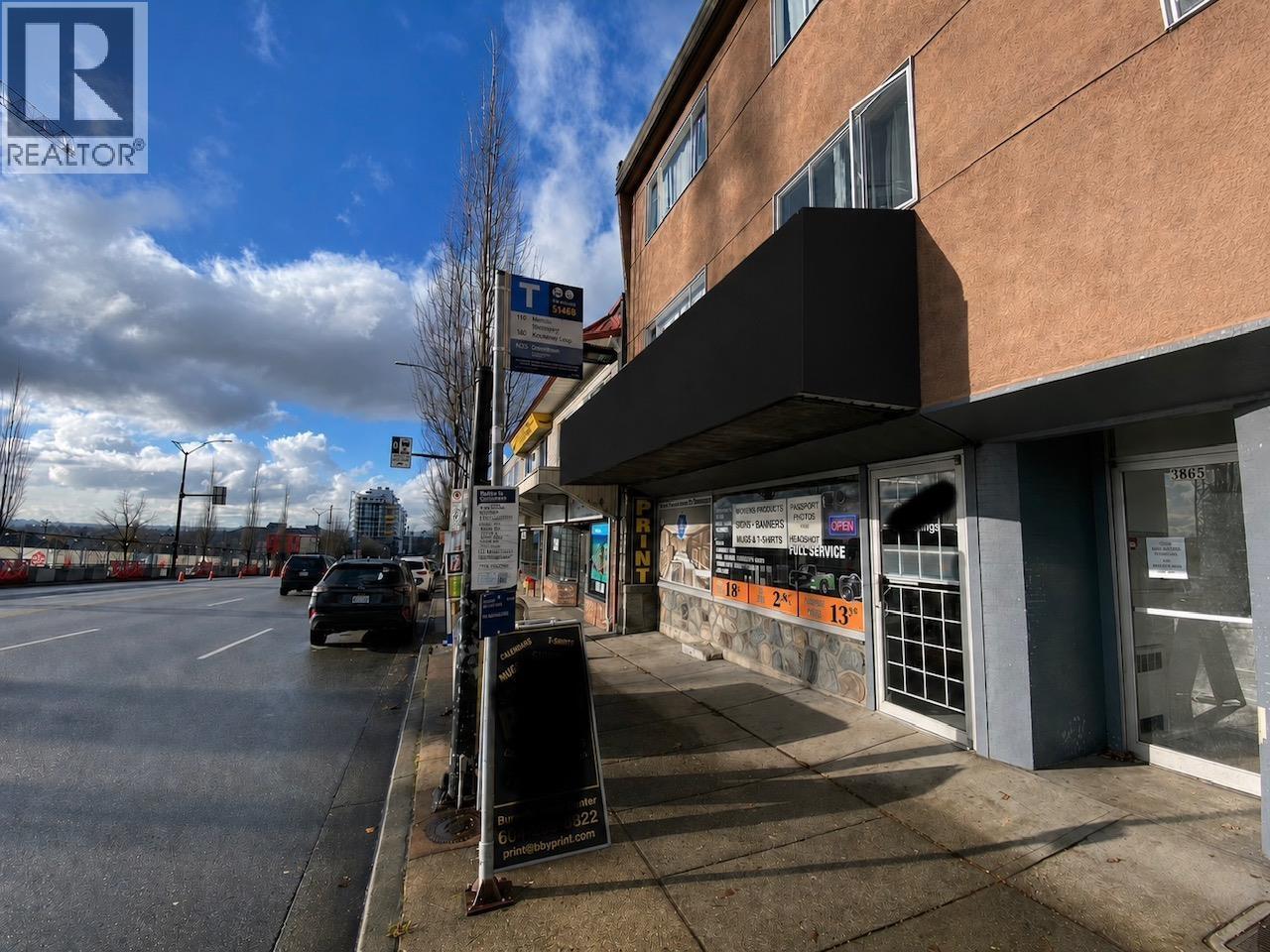 3863 HASTINGS