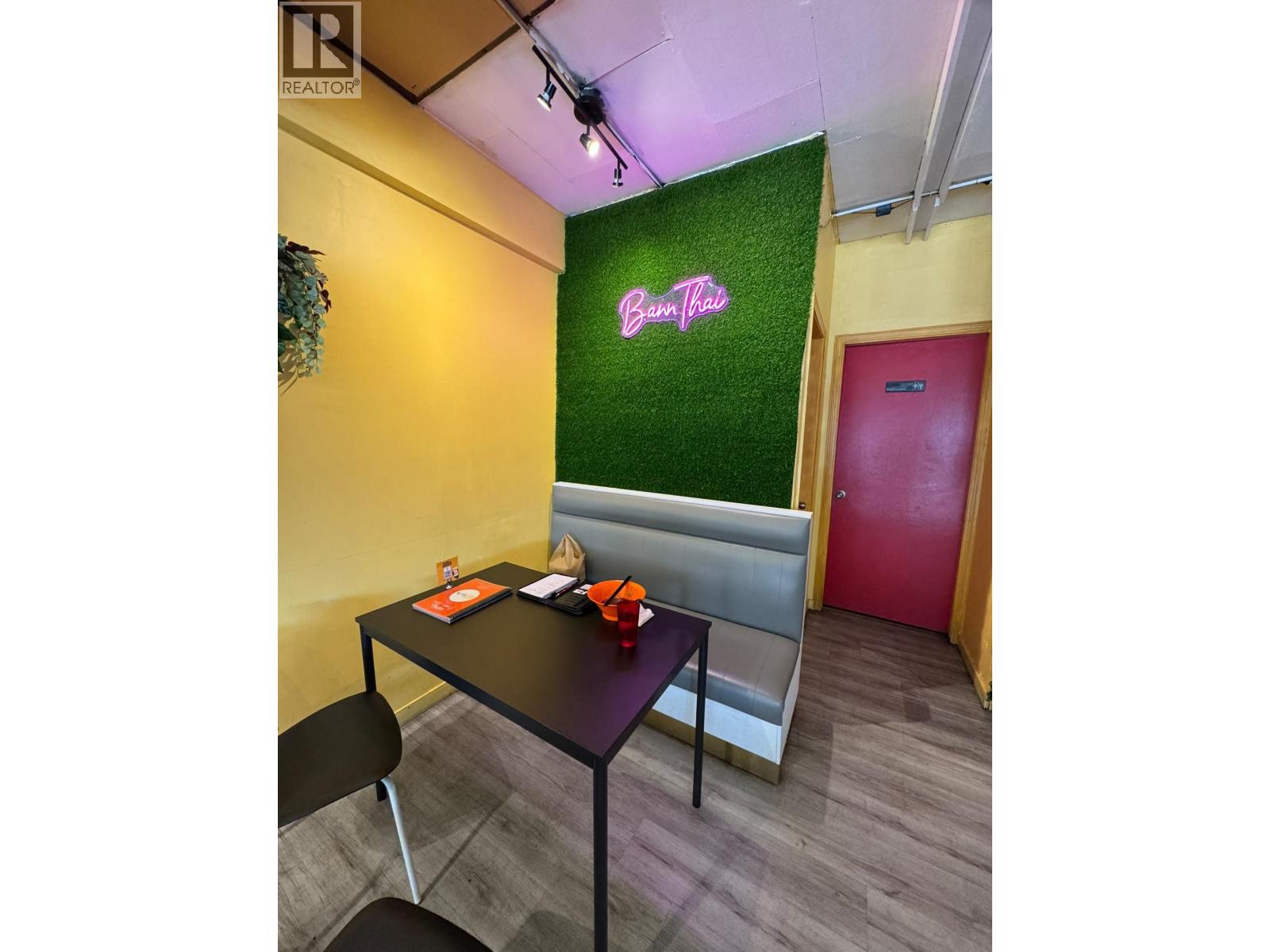 8542 GRANVILLE