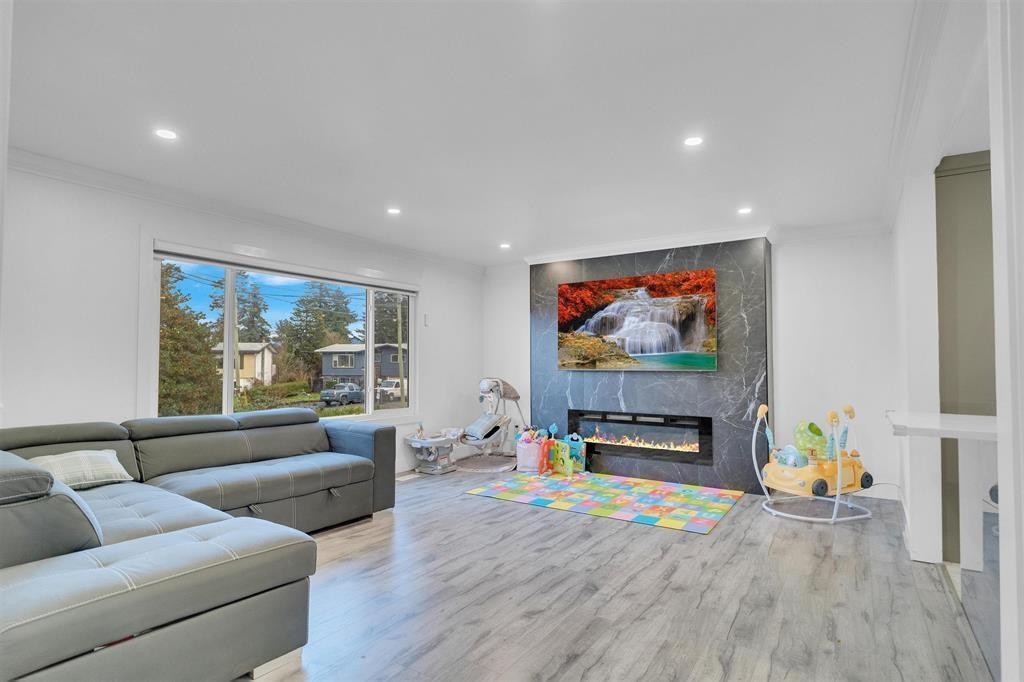 9127 ARMITAGE