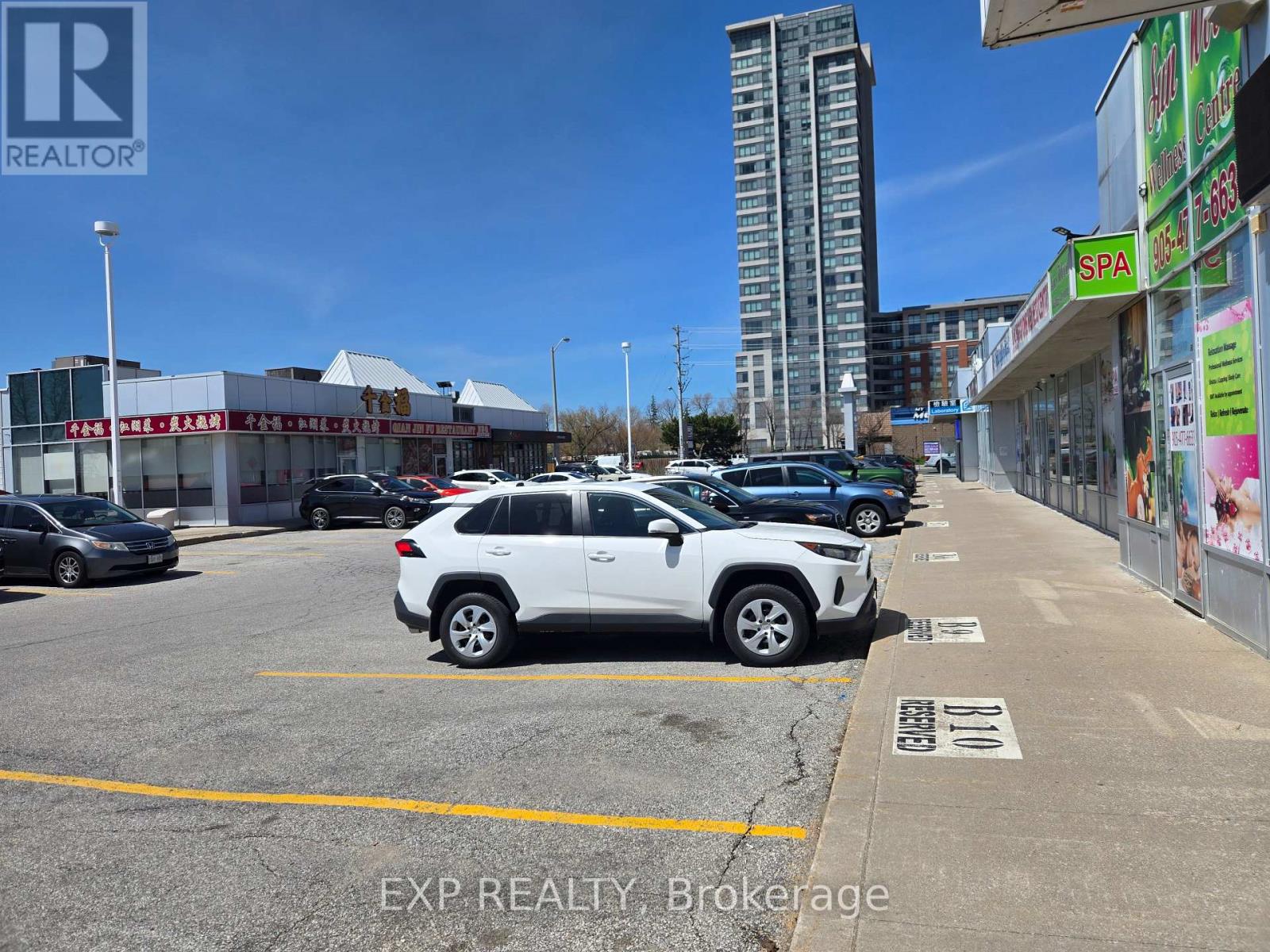 4779 Steeles Unit B10