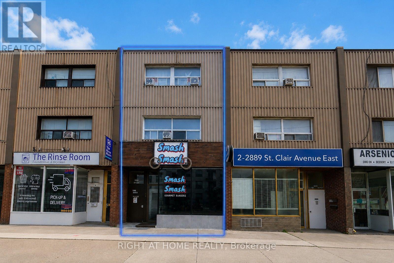 2889 St Clair Unit C photo 2