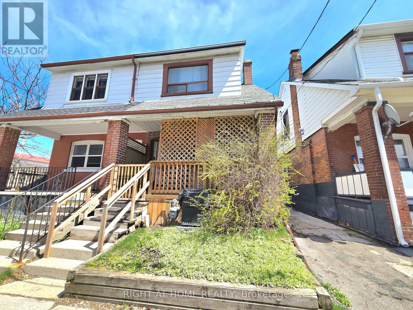 633 Greenwood