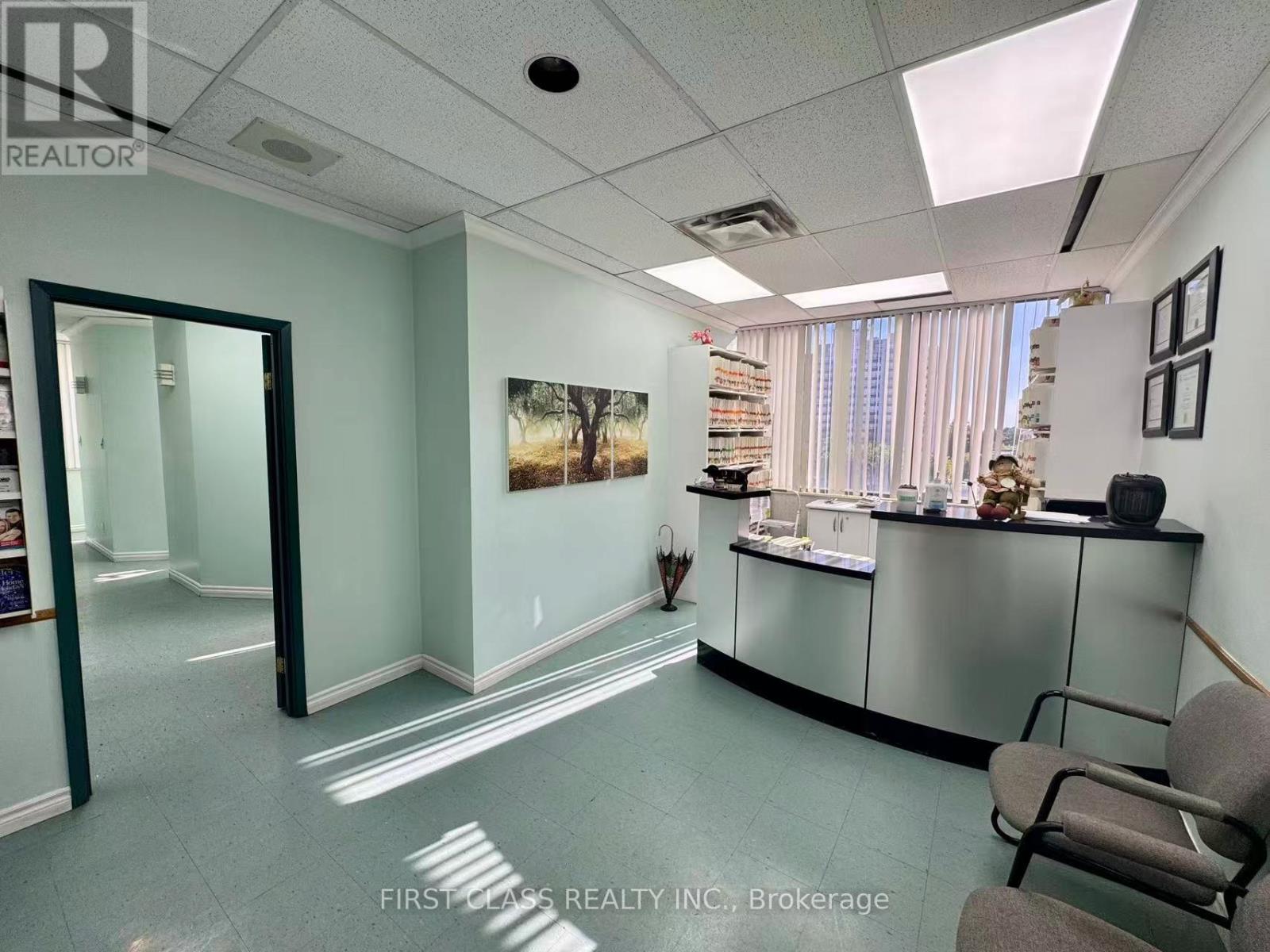 4002 Sheppard Unit 412