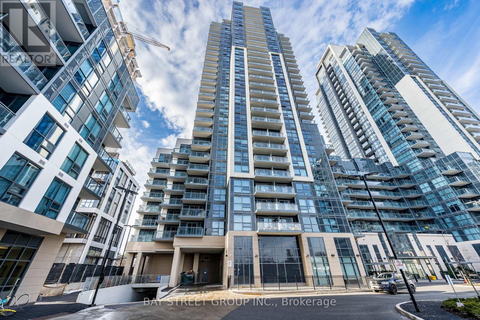 20 Meadowglen Unit 222