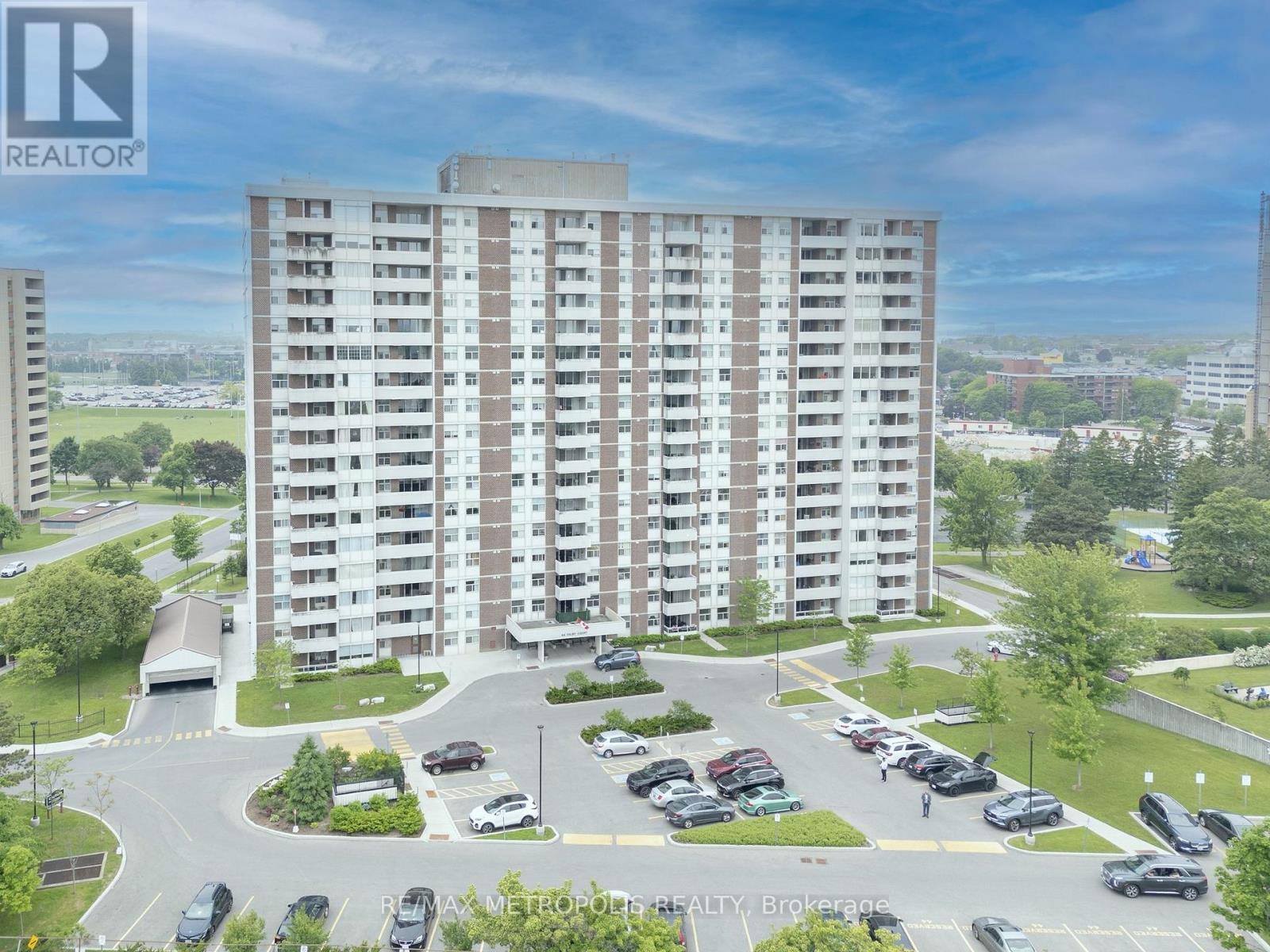 44 Falby Court 707, Ajax, ON L1S 3L1, Ajax