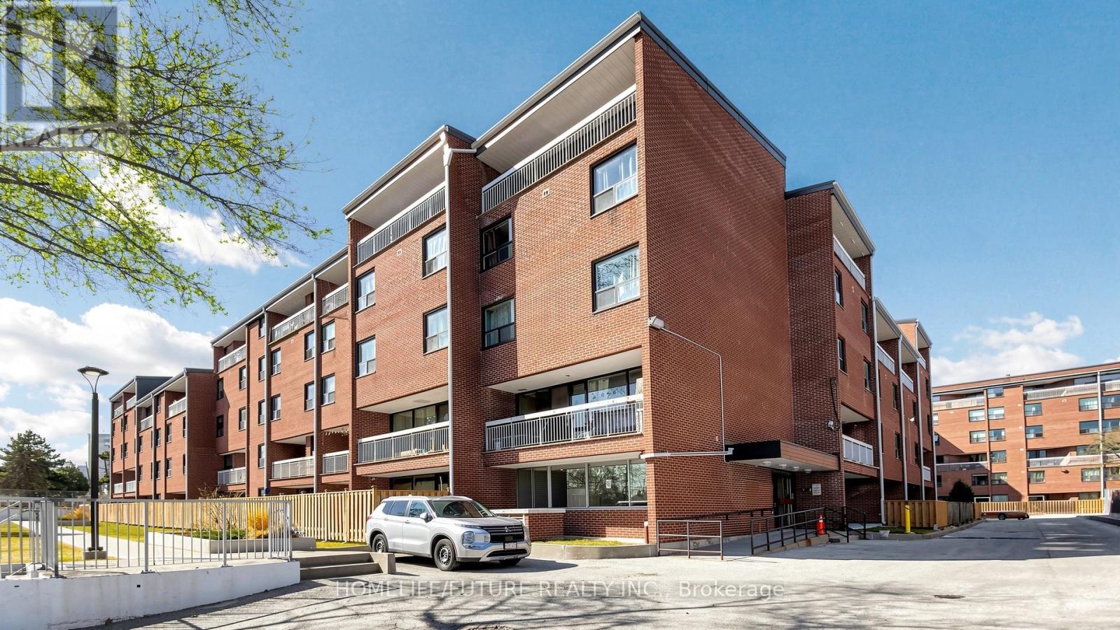 4060 Lawrence Unit 204