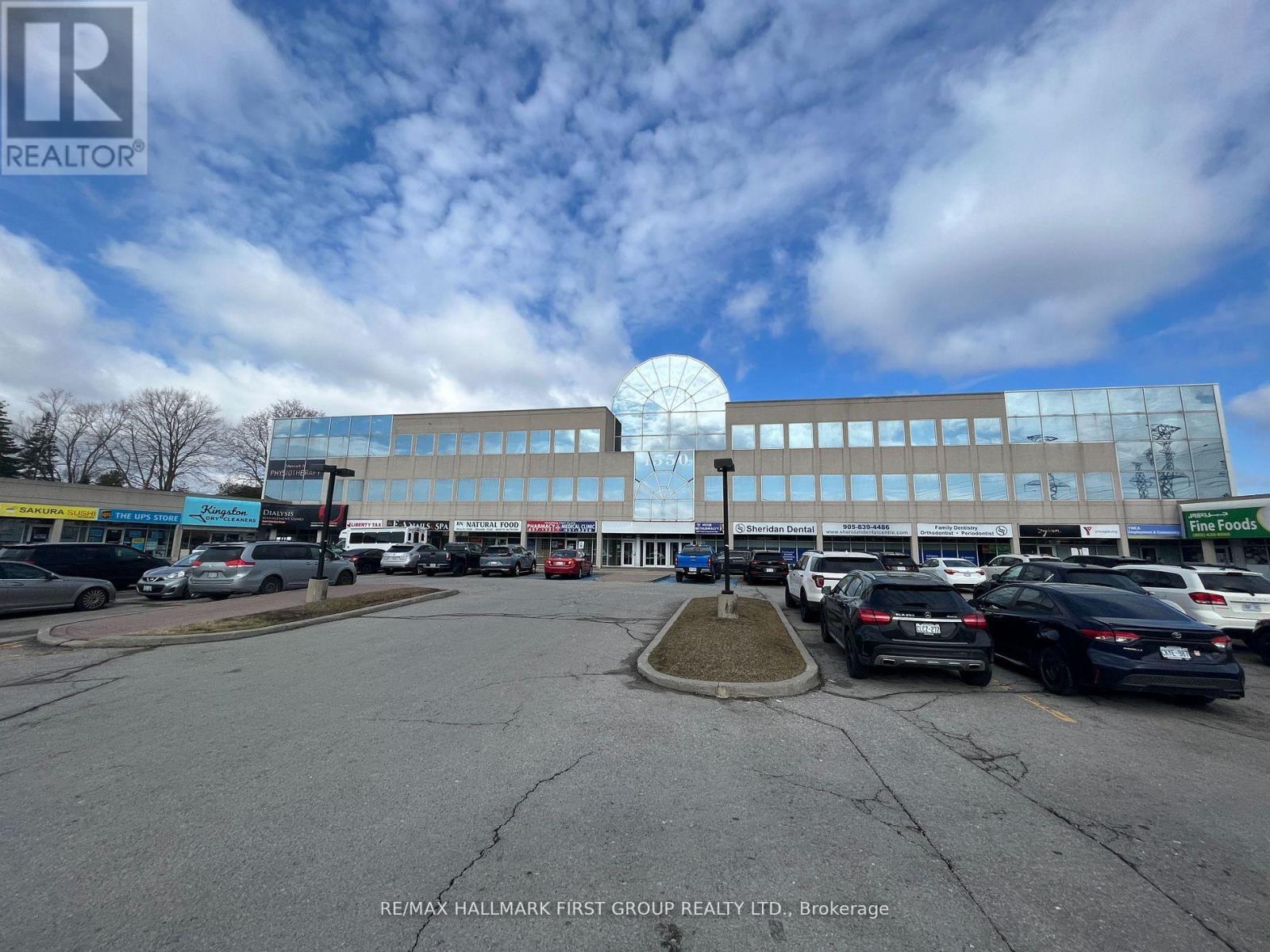 1550 Kingston Unit 306 photo 2