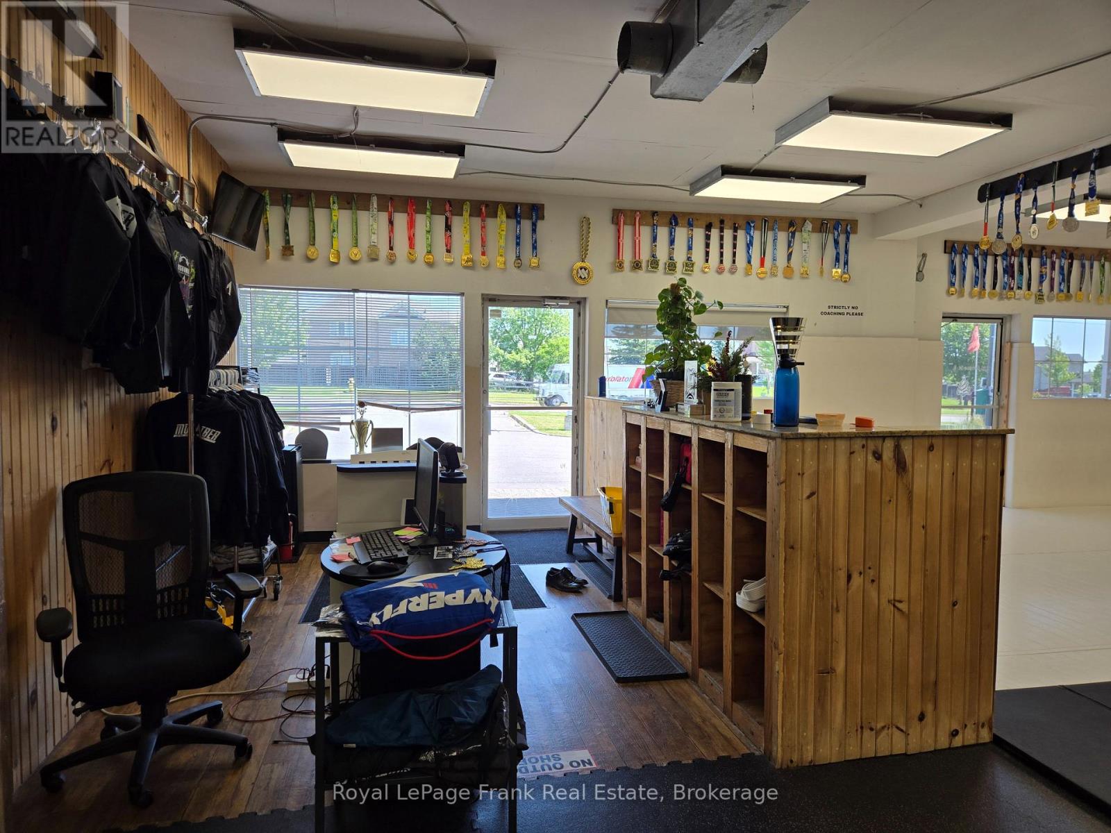 1160 Simcoe Unit 3-4