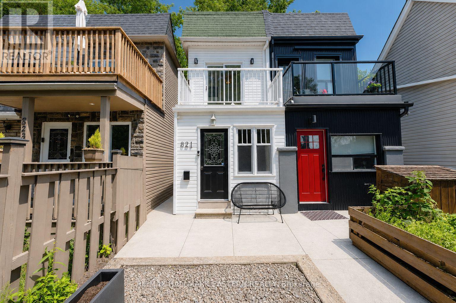 821 Craven