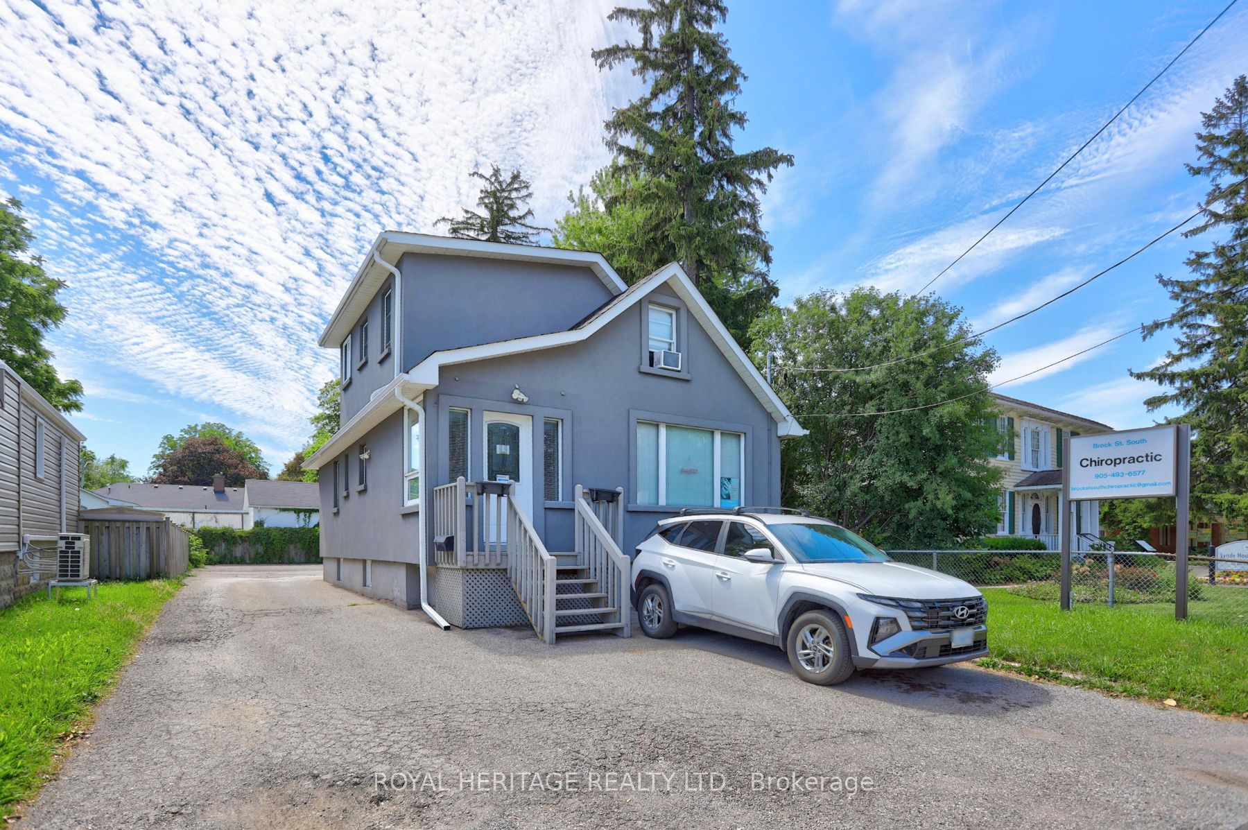 916 BROCK STREET SOUTH
