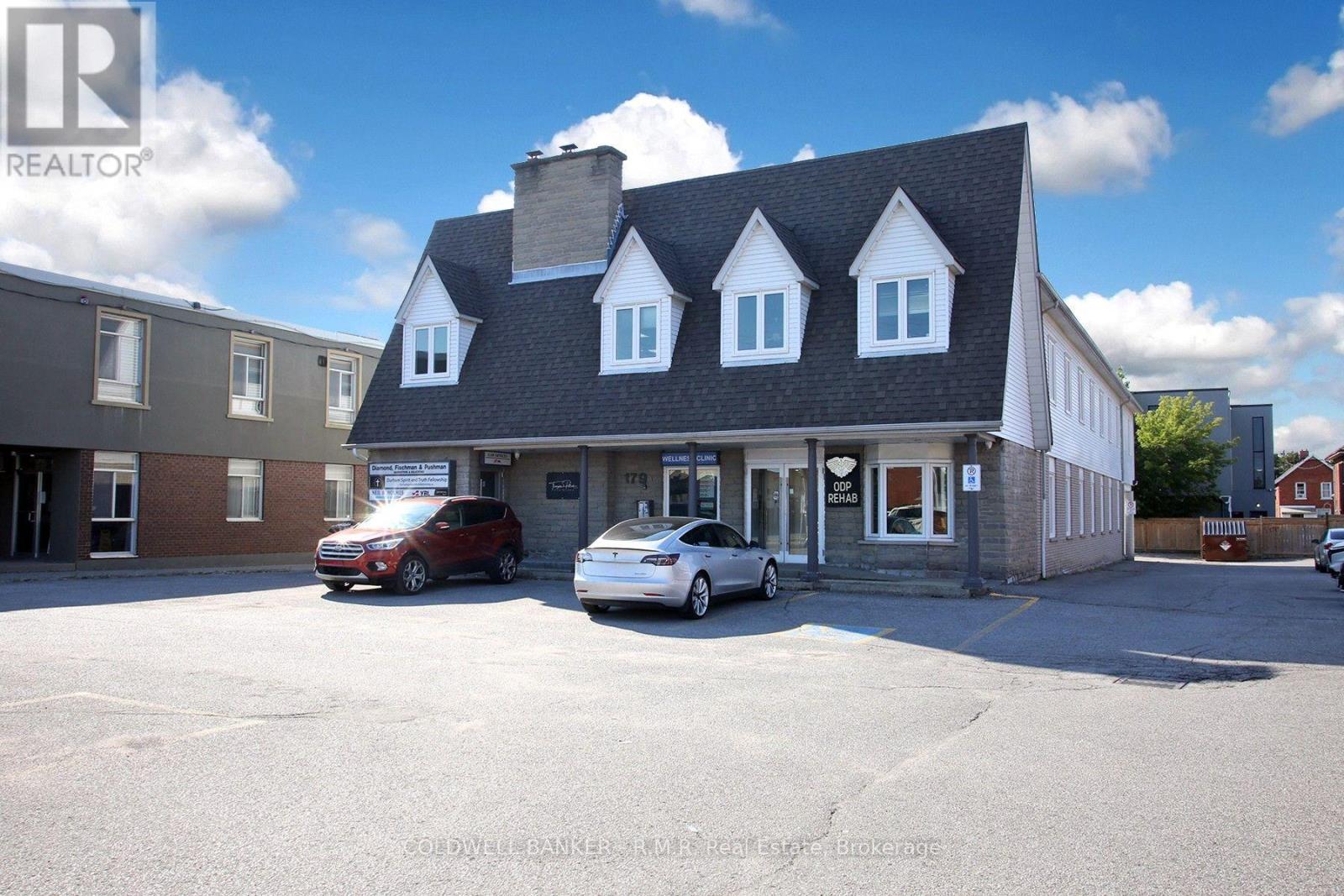 179 King Unit 202