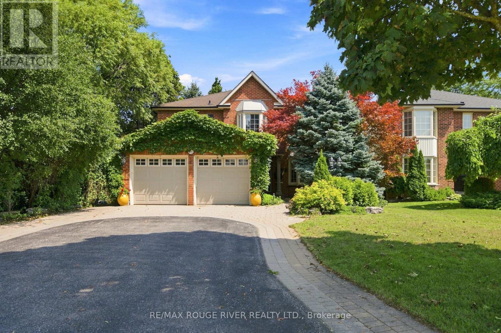 909 Ridge Valley