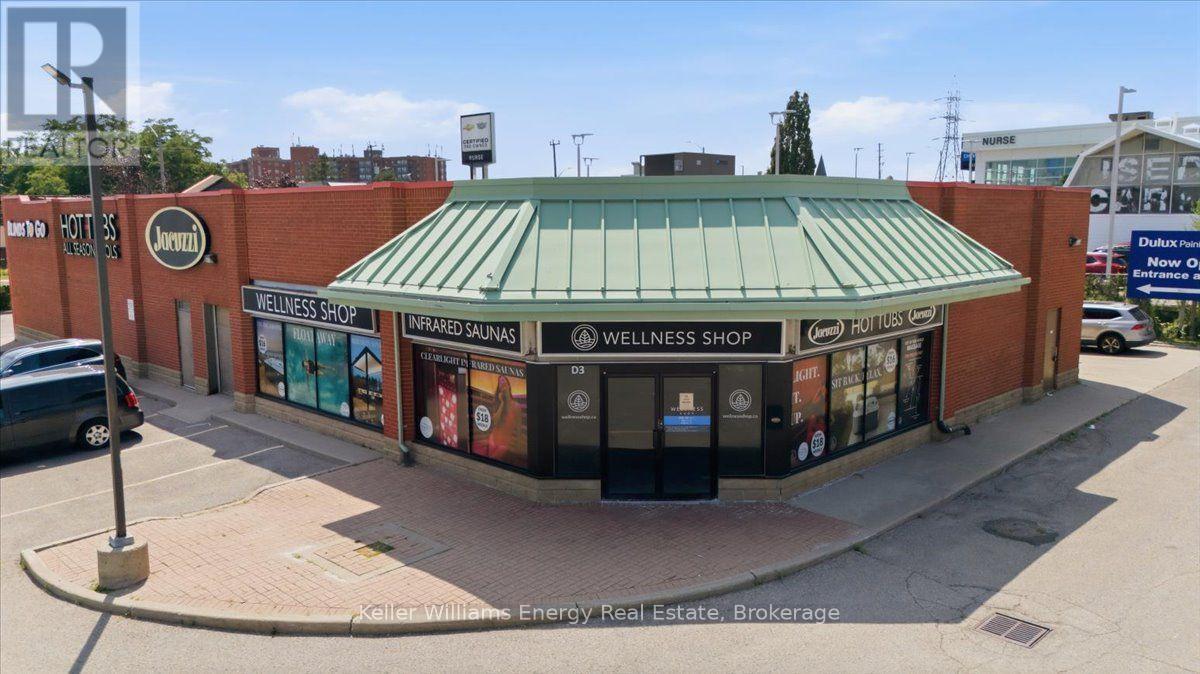 1540 Dundas Unit D3