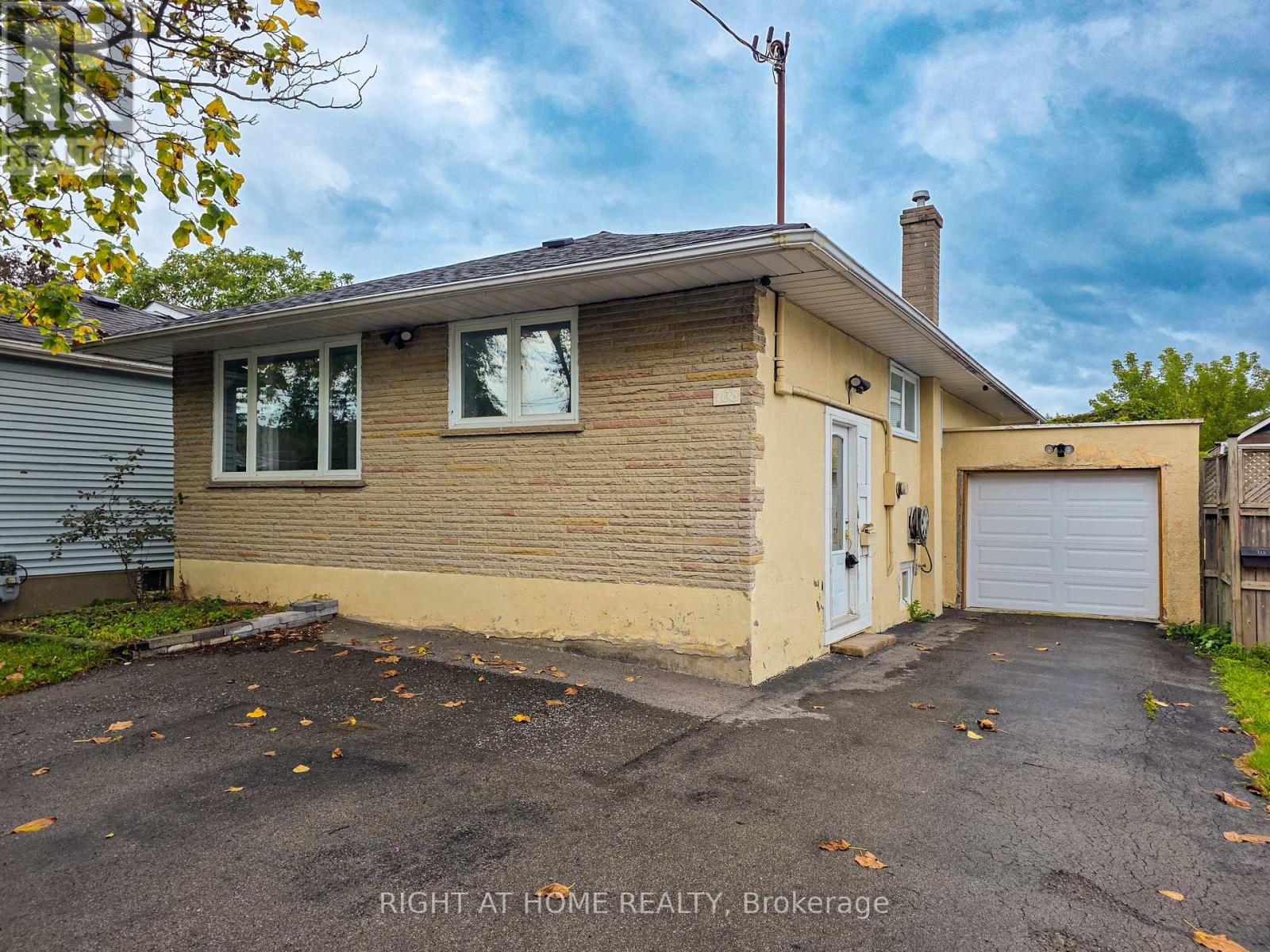 708 Carnegie Unit Lower
