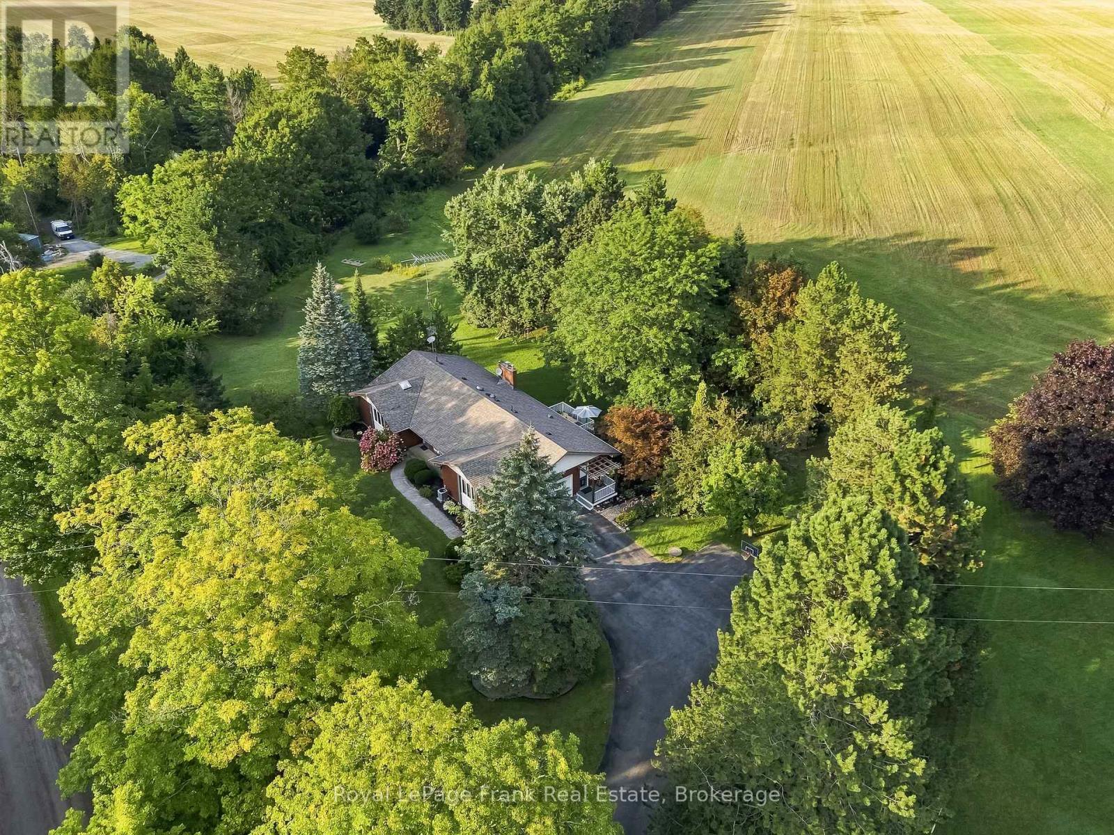 2407 Ashbridge
