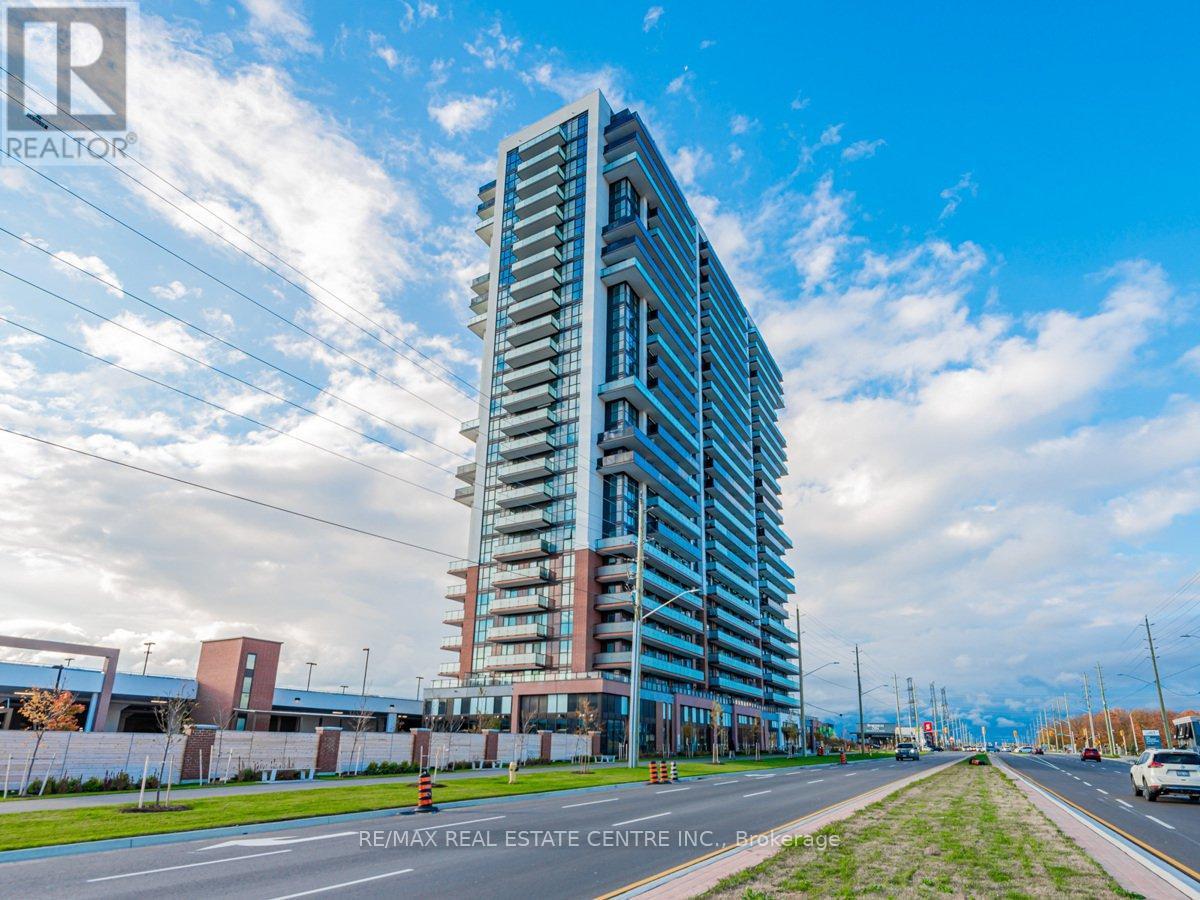 2550 Simcoe Unit 2115