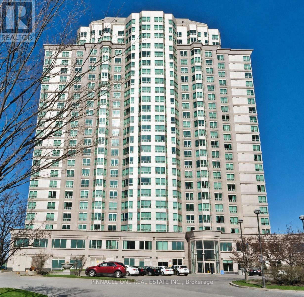 11 Lee Centre Unit Ph101 photo 3
